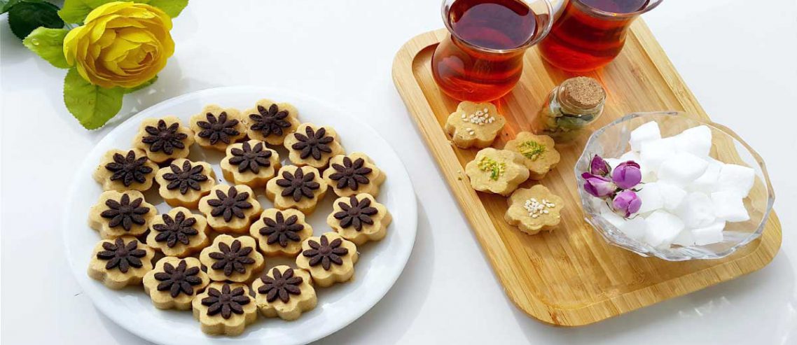 نوشیدن آب با